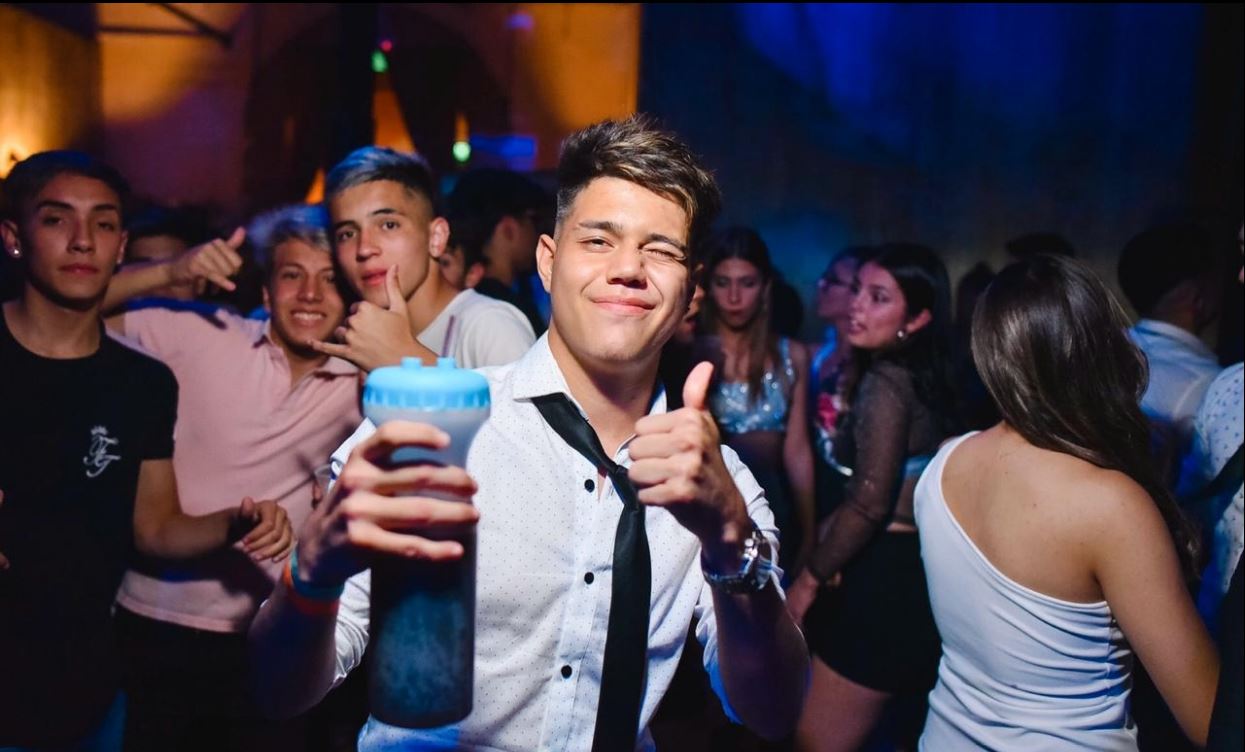 Cobertura de fiestas de egresados